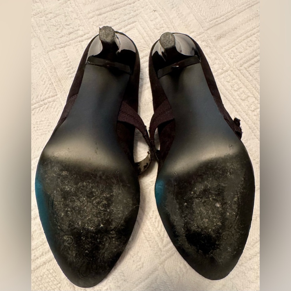 Tahari Size 8.5 Eva heels shoes w/beaded embellishments on strap. Black suede. - Picture 7 of 16